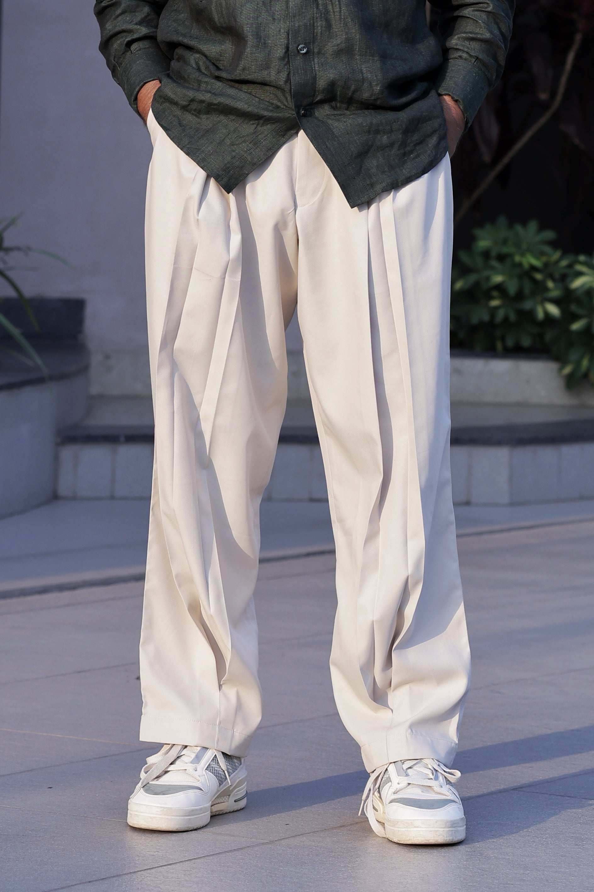 DABBA PLEAT PANTS IN CREAM